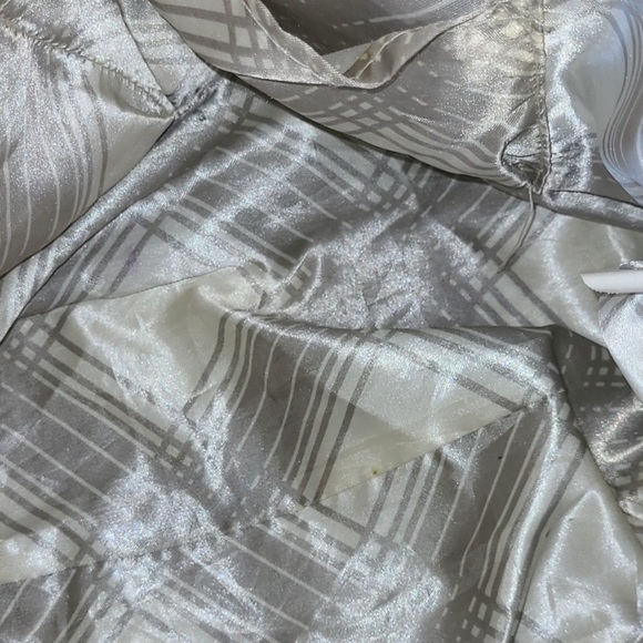 London Fog Cream,  Brown, Navy Striped  Shoulder Bag with Black Handles. - Picture 12 of 14